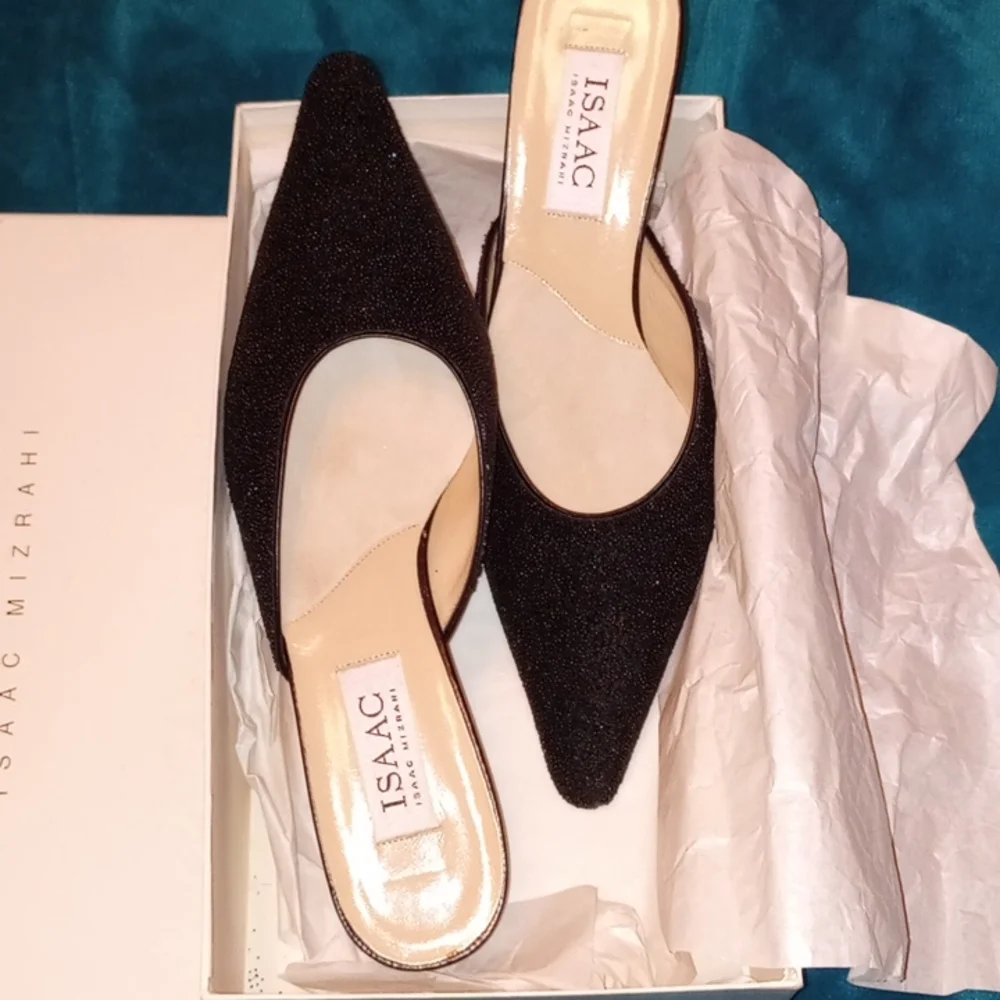 Isaac Mizrahi shoes, size 9 , beaded and leather Black - Picture 1 of 12